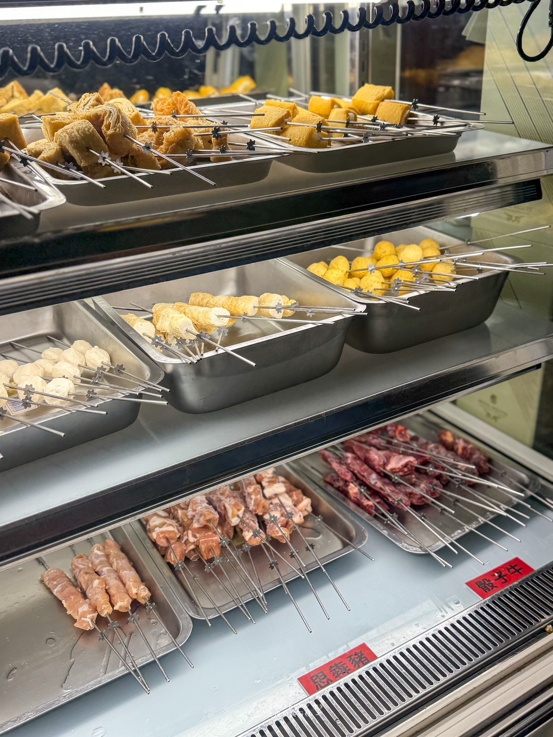 【新北三重燒烤吃到飽】思犇串烤 龍門店|新北第一間⾃動串烤店499吃到飽也太爽了吧!新疆孜然風味肉串吃爆他 - 第7張圖 思犇串烤吃到飽