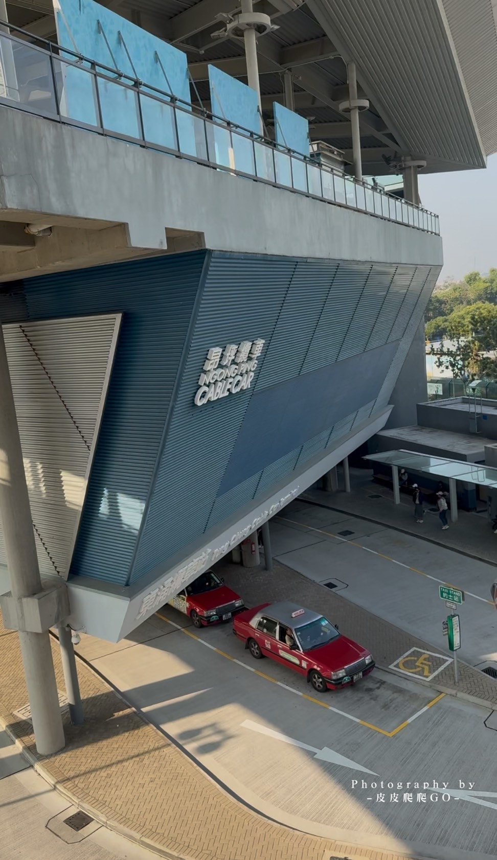 【香港旅遊】大嶼山昂坪360纜車、大澳漁村旅遊攻略、昂坪市集|香港一日遊攻略,山海文創療癒一日遊 - 第3張圖 香港昂坪纜車